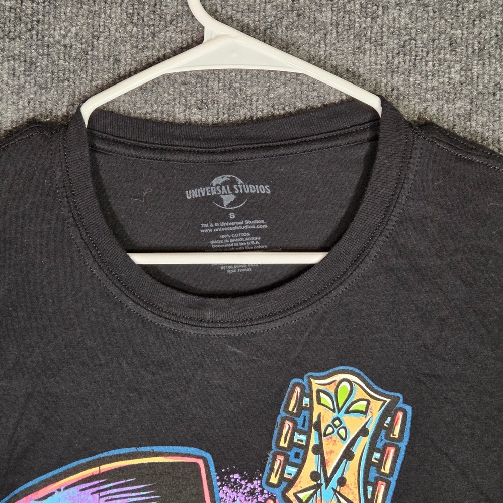 Universal Studios Mardi Gras 2022 Shirt Mens Small Black Skeleton Guitar Graphic